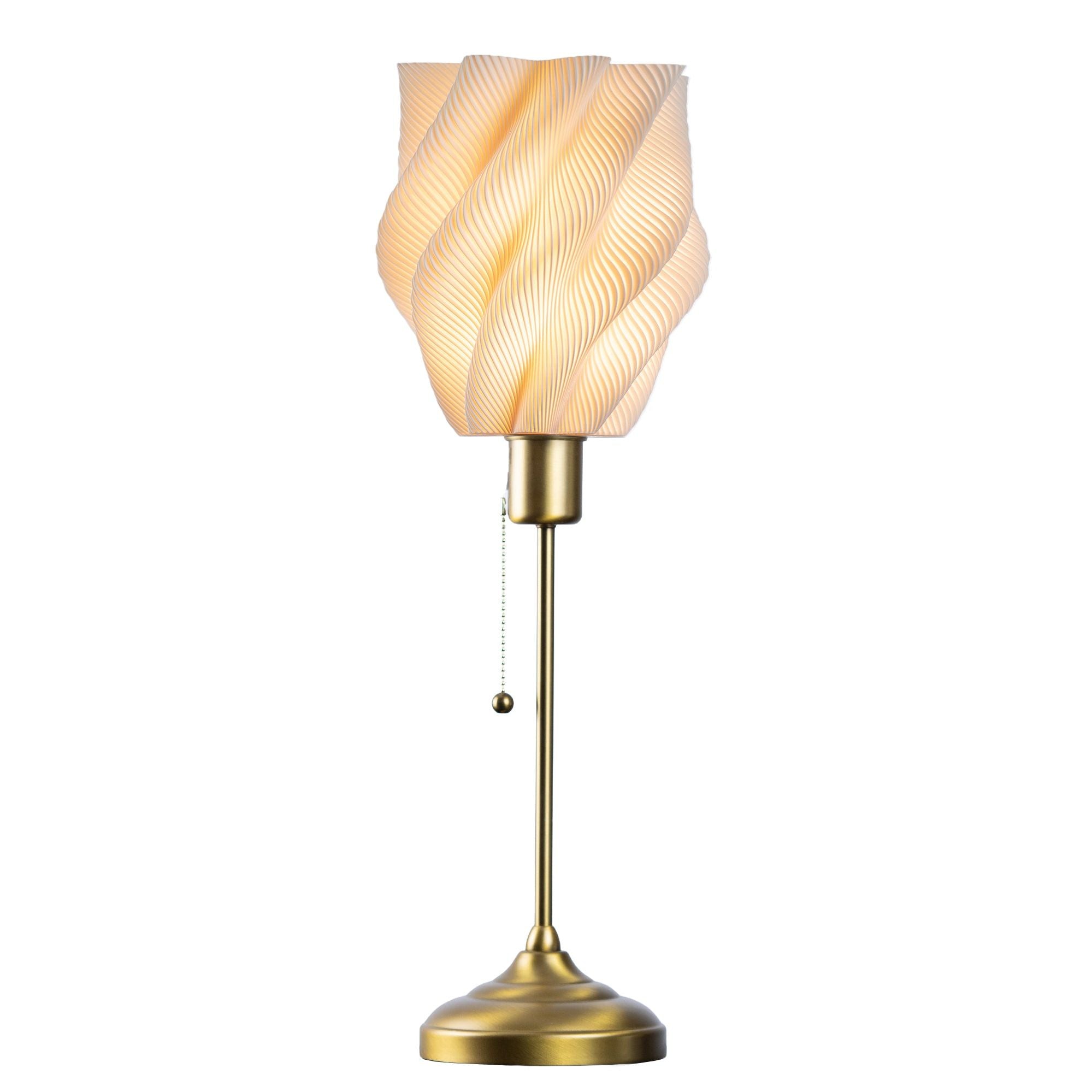 Selene Lamp Gold Edition – light decorativă sculpturală de la Artema Concept