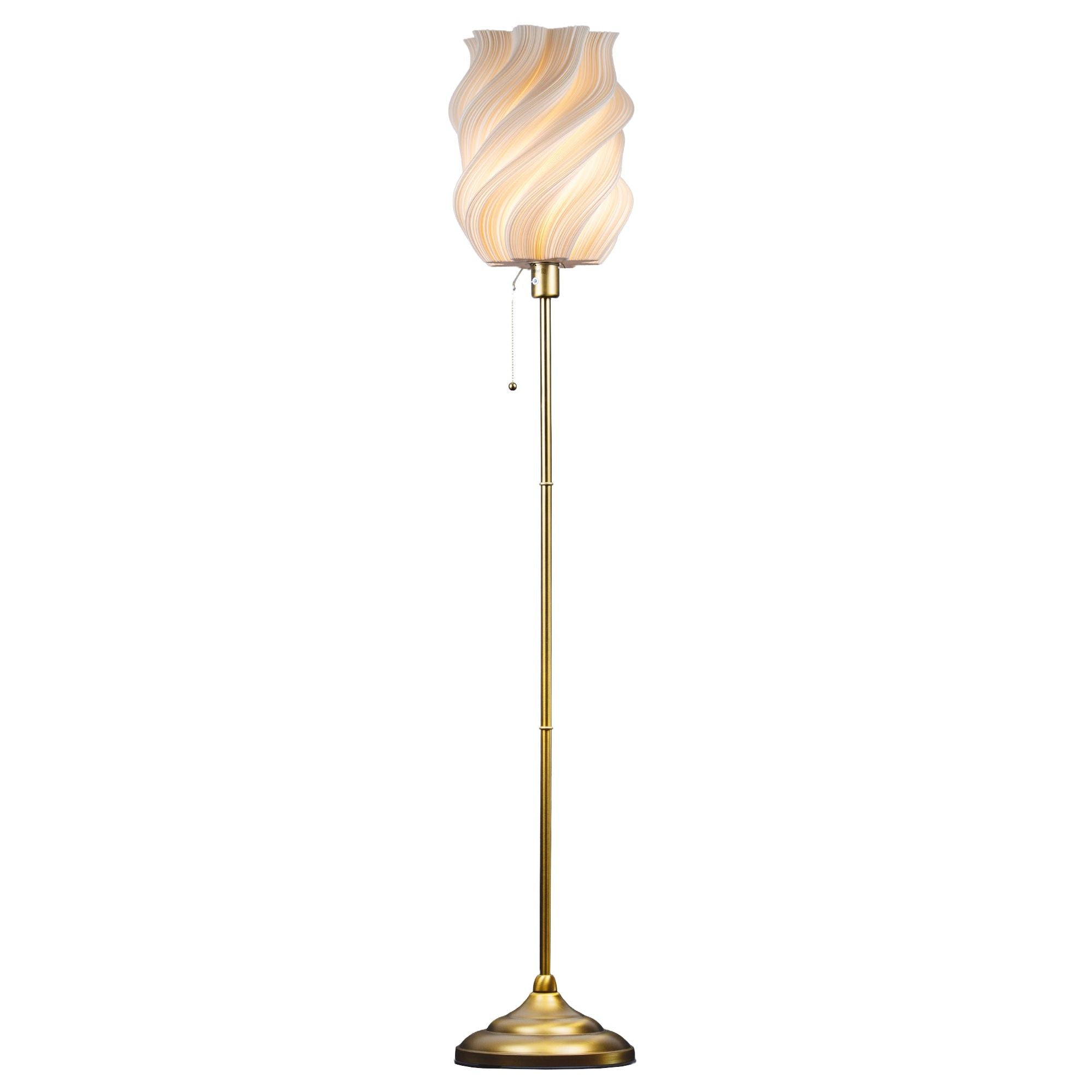 Selene Lamp Gold Edition – light decorativă sculpturală de la Artema Concept