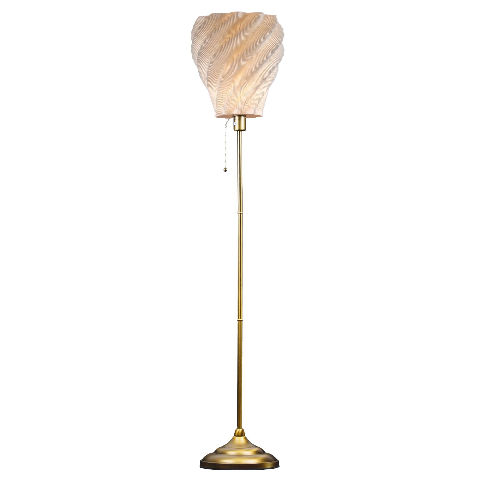 Selene Lamp Gold Edition – light decorativă sculpturală de la Artema Concept