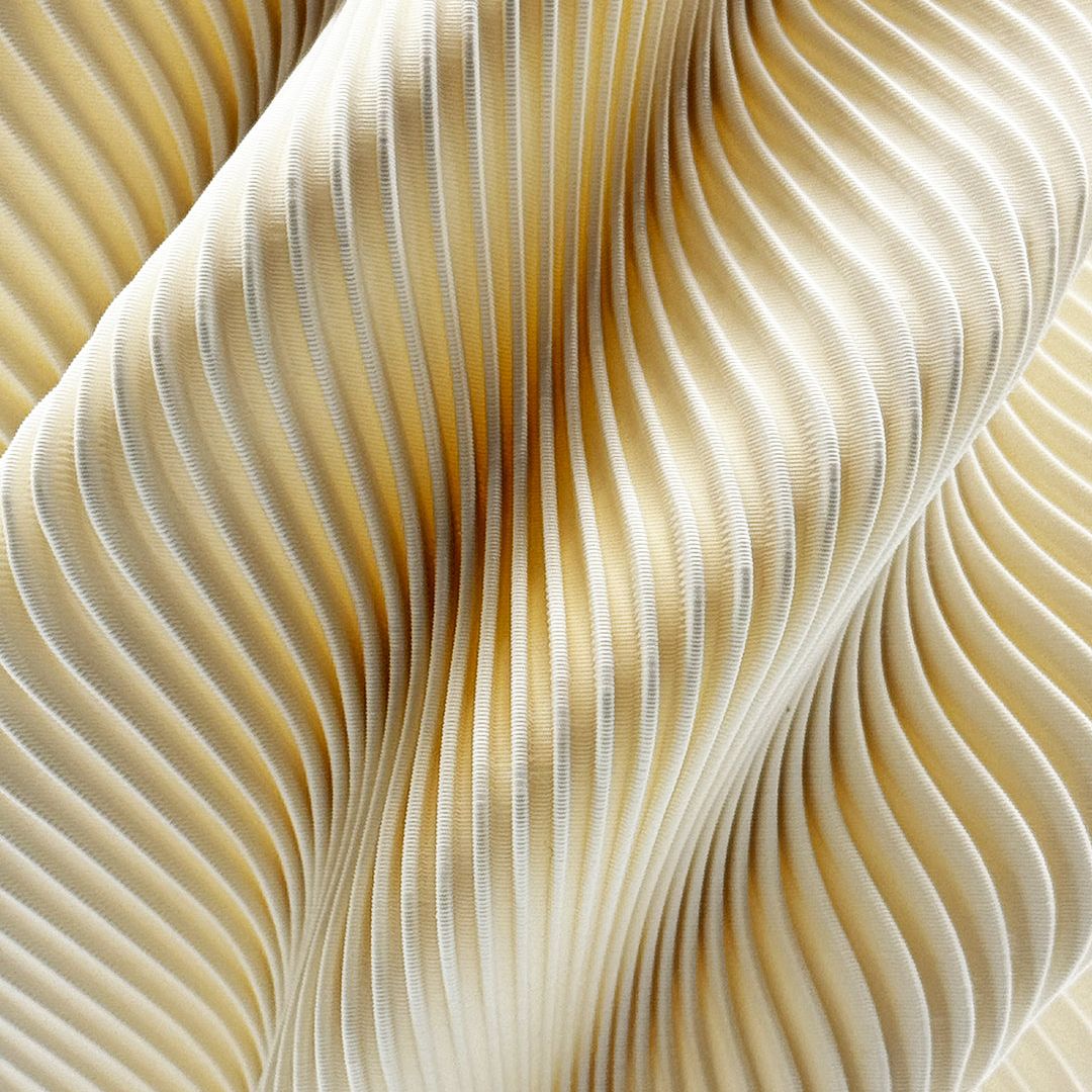 PLISEE HELIX – decorativă sculpturală de la Artema Concept