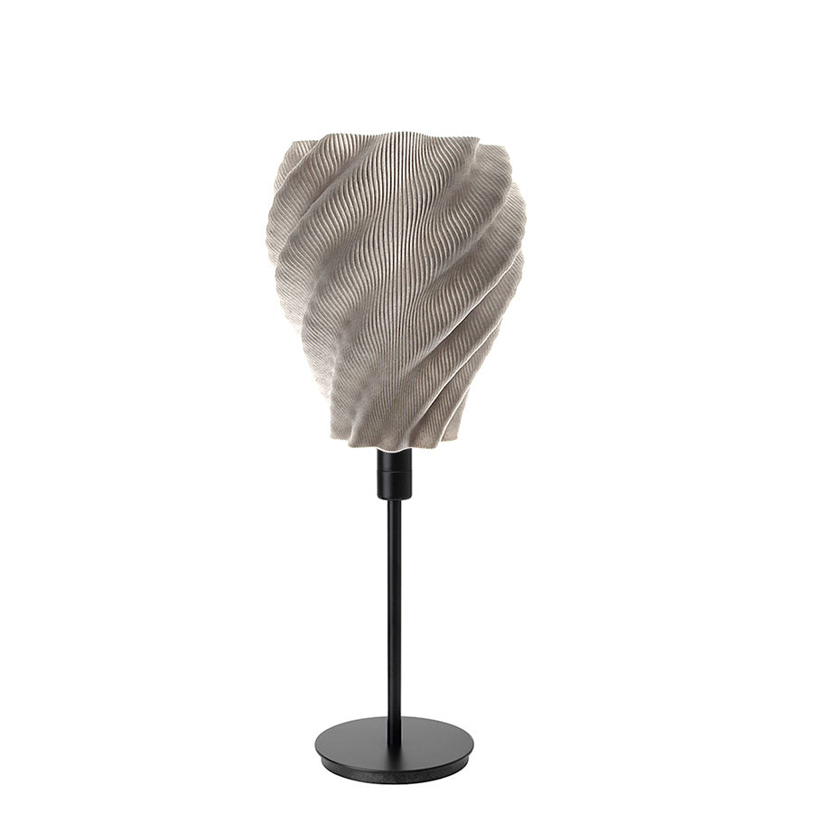 Plisee Twist – light decorativă sculpturală de la Artema Concept