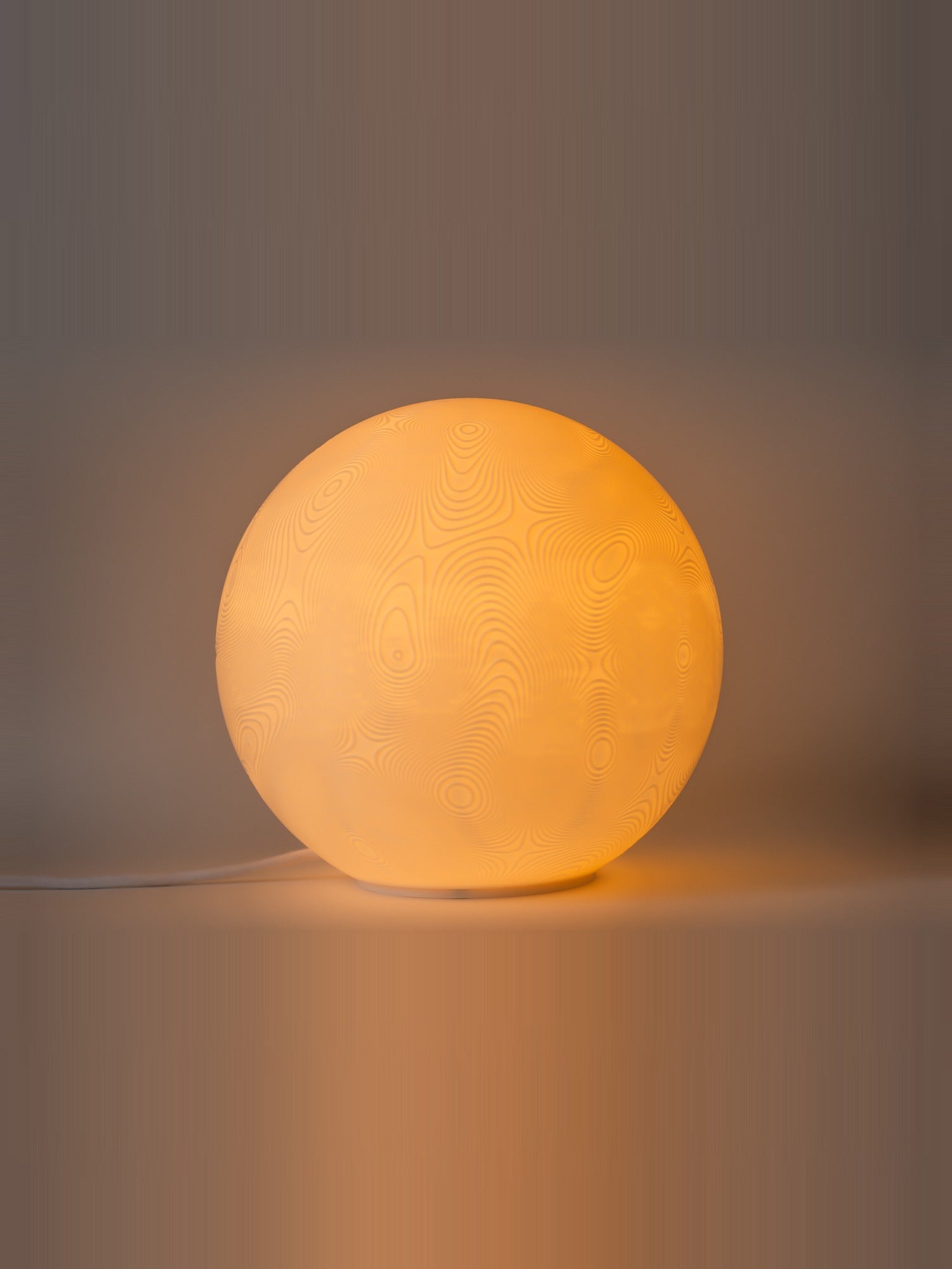 Dune — lampă sculpturală aprinsă, Artema Concept