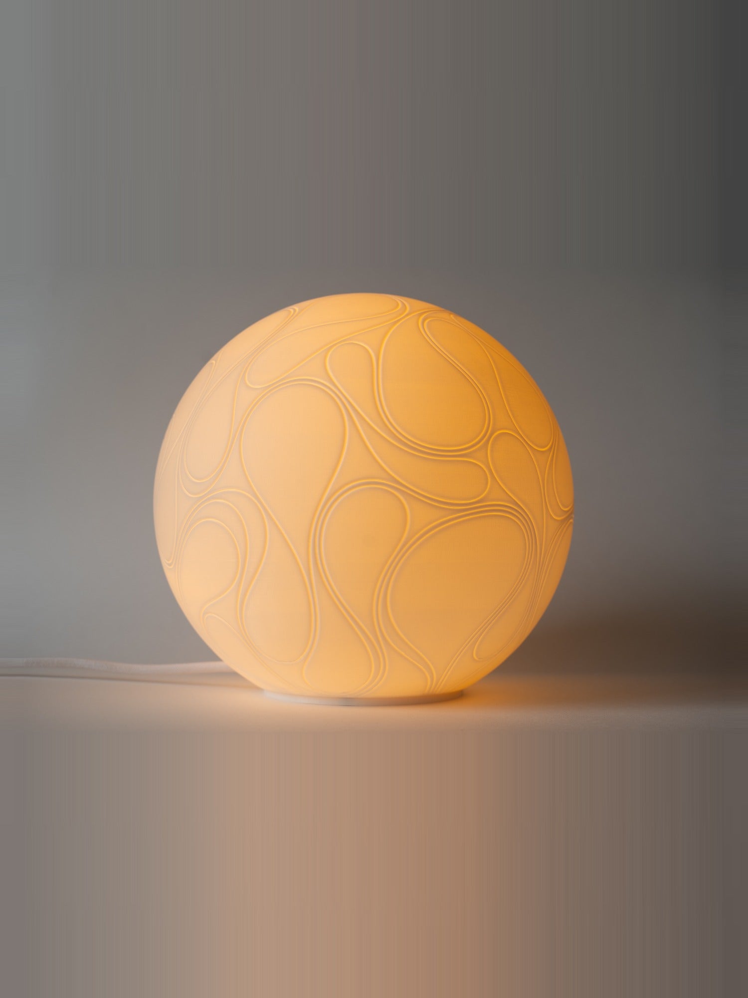 River — lampă sculpturală aprinsă, Artema Concept