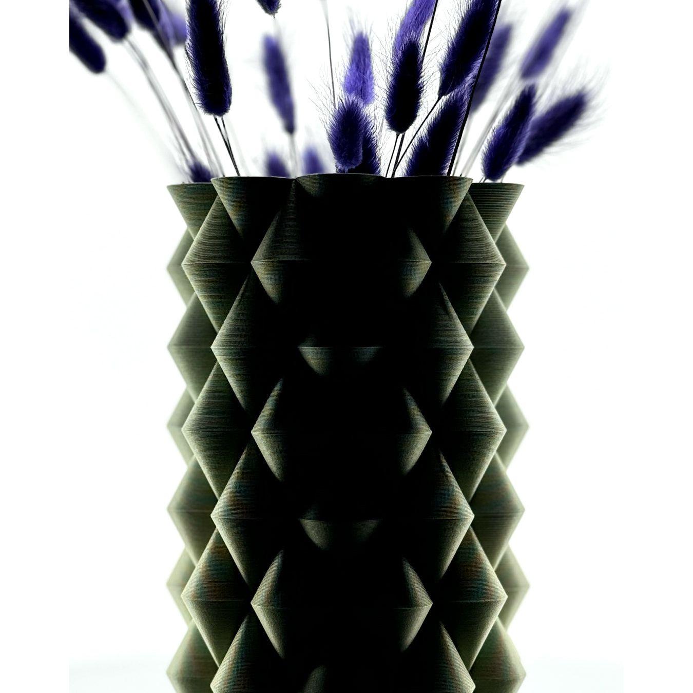 Diamond - Vase decorativă sculpturală de la Artema Concept