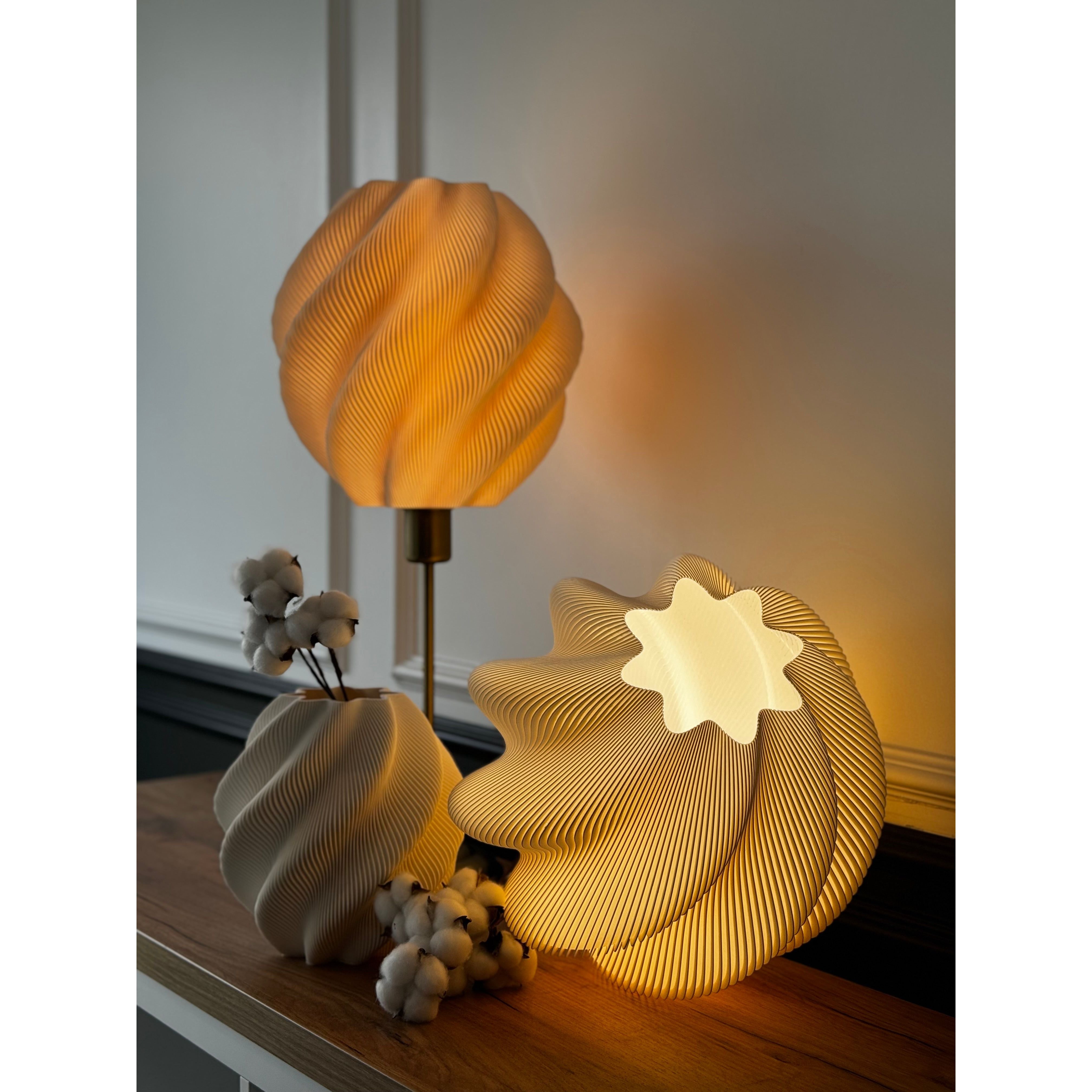 Plisee Spiral – light decorativă sculpturală de la Artema Concept