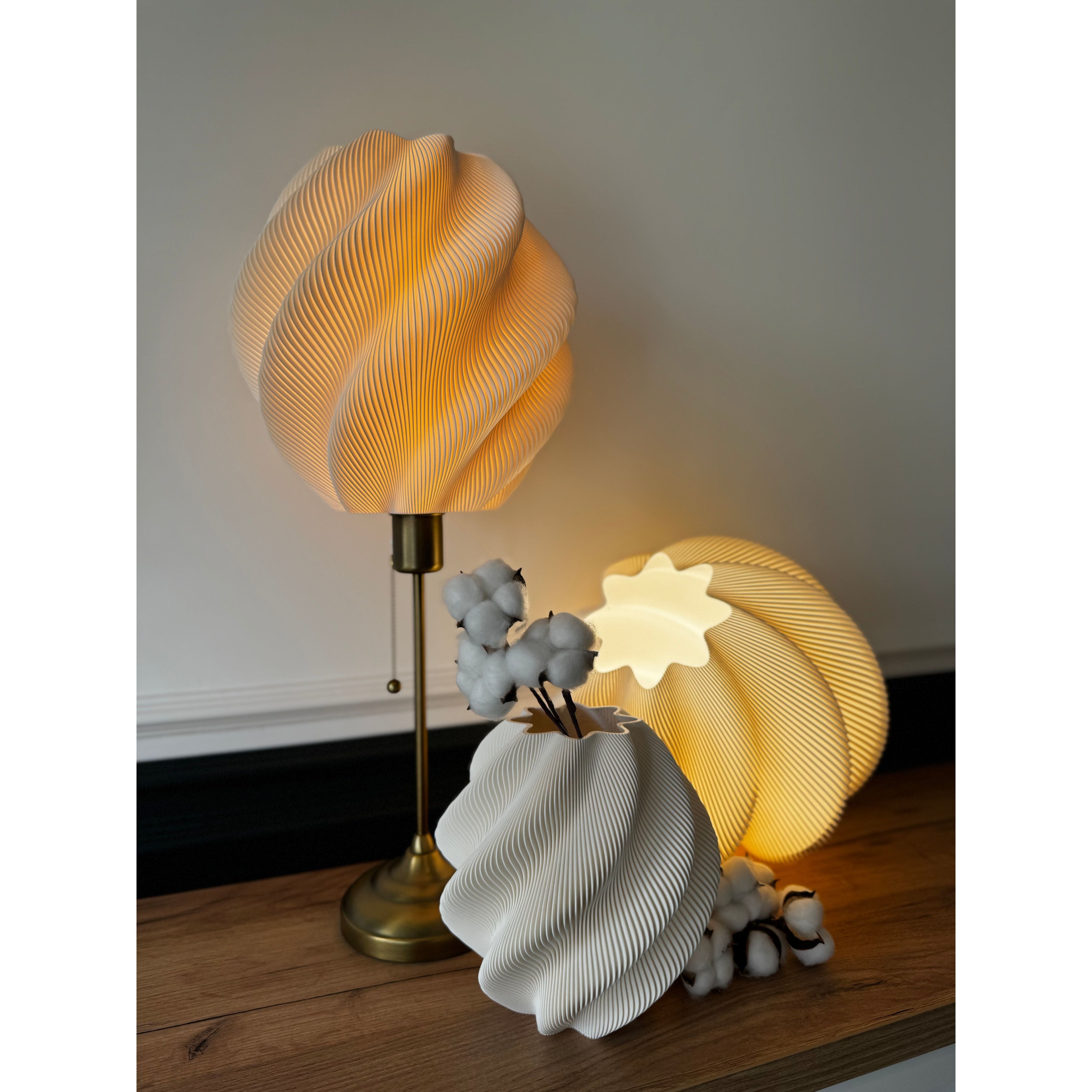 Plisee Spiral – light decorativă sculpturală de la Artema Concept