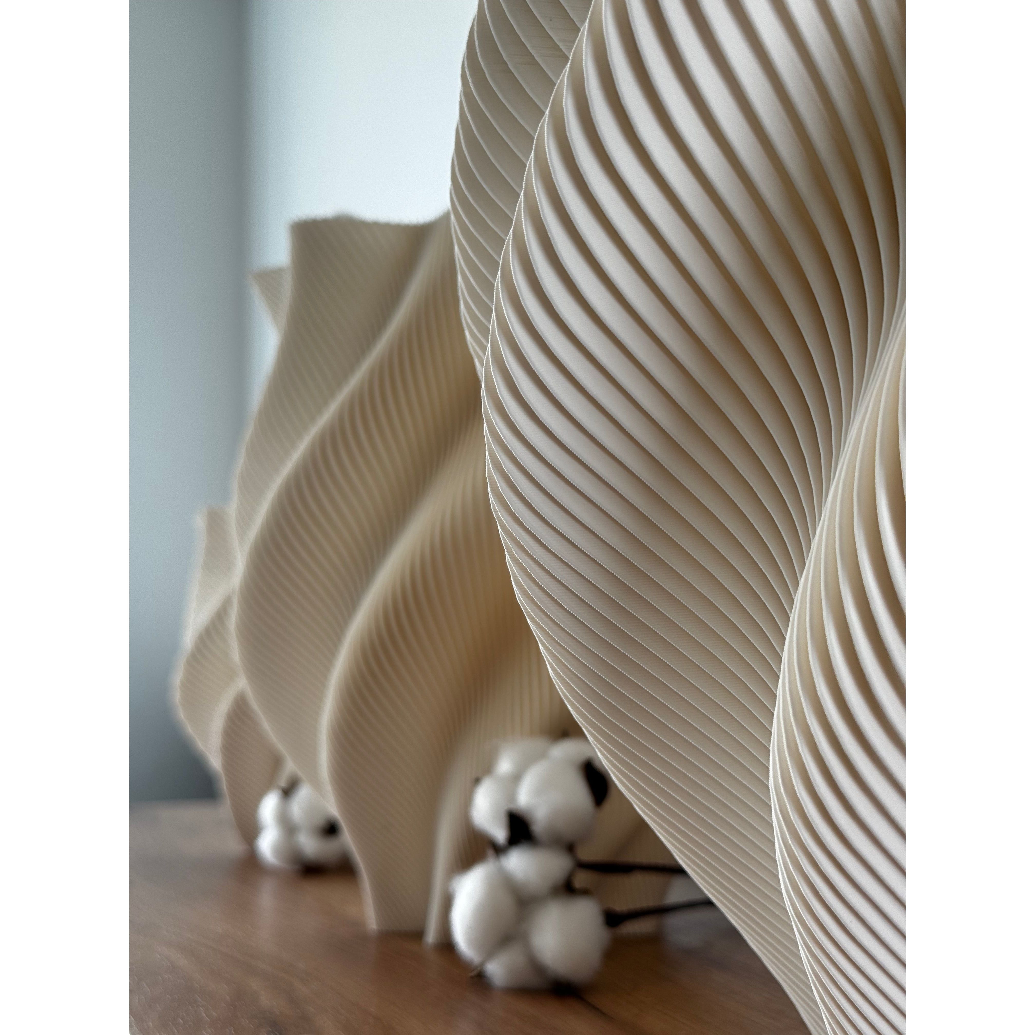 PLISEE HELIX –  decorativă sculpturală de la Artema Concept