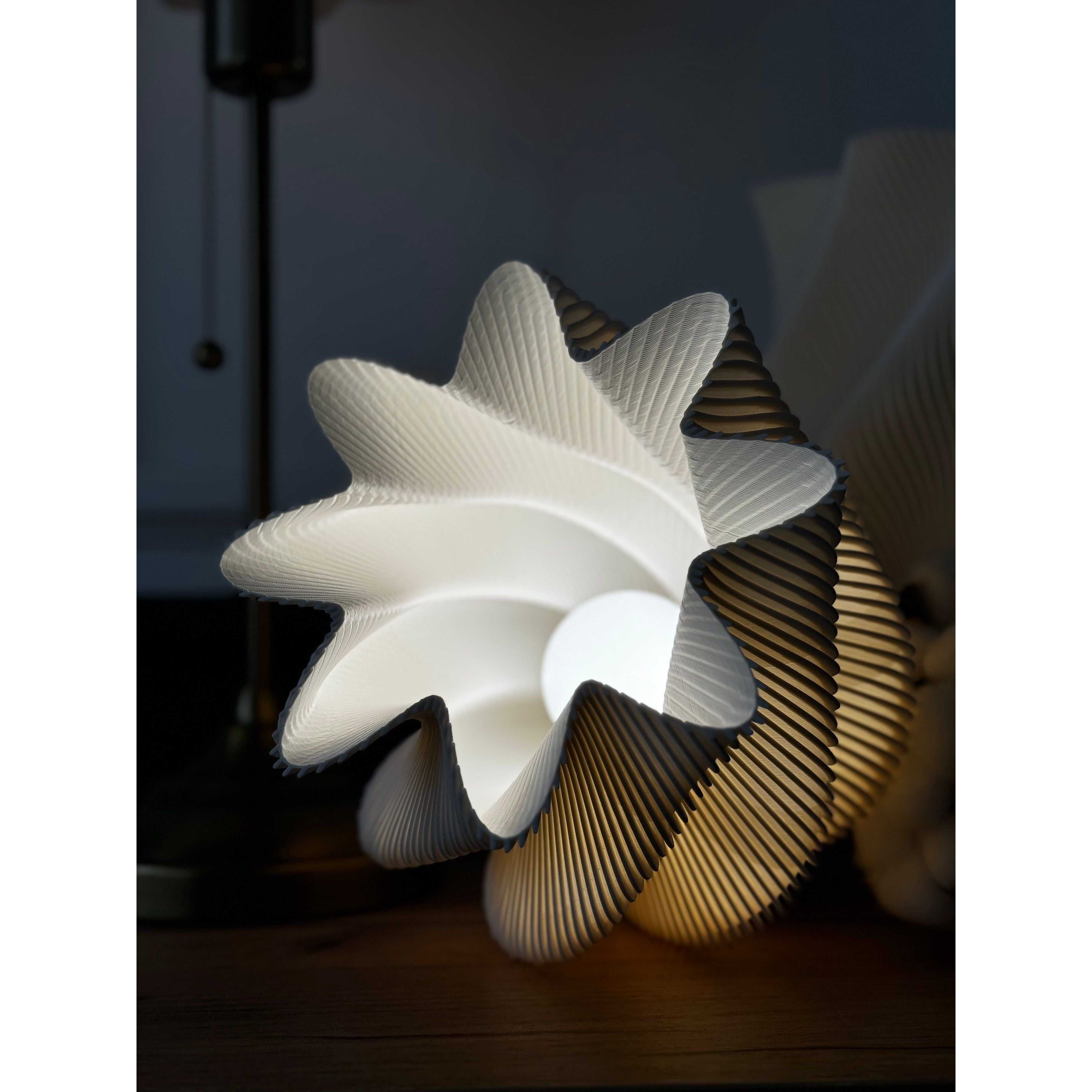 PLISEE HELIX –  decorativă sculpturală de la Artema Concept