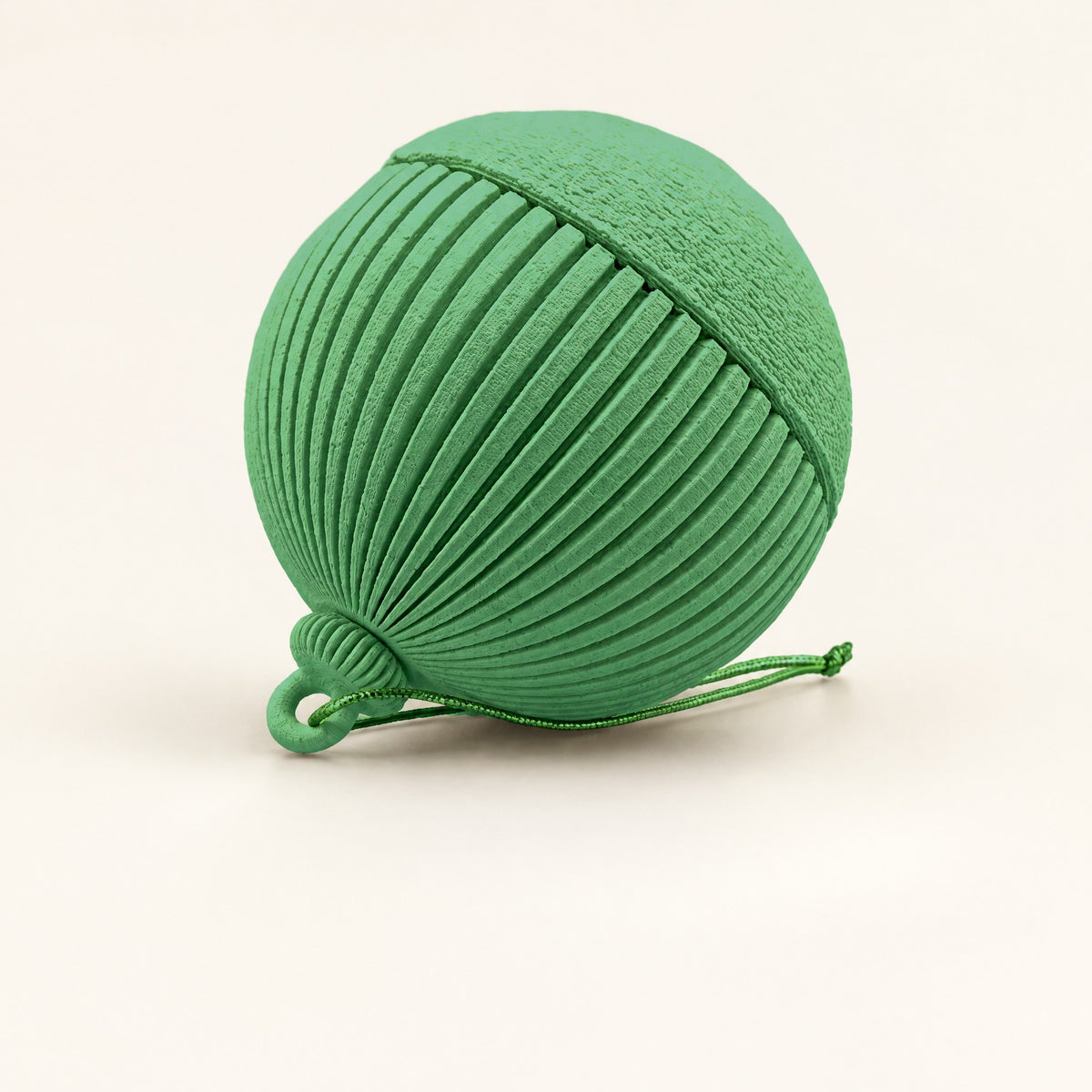 Globuri – Verde – ARTEMA Crăciun 2026, studio