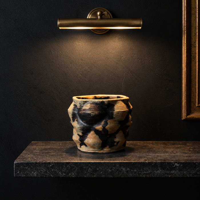 Vase sculptural ARTEMA à texture céramique noire et dorée