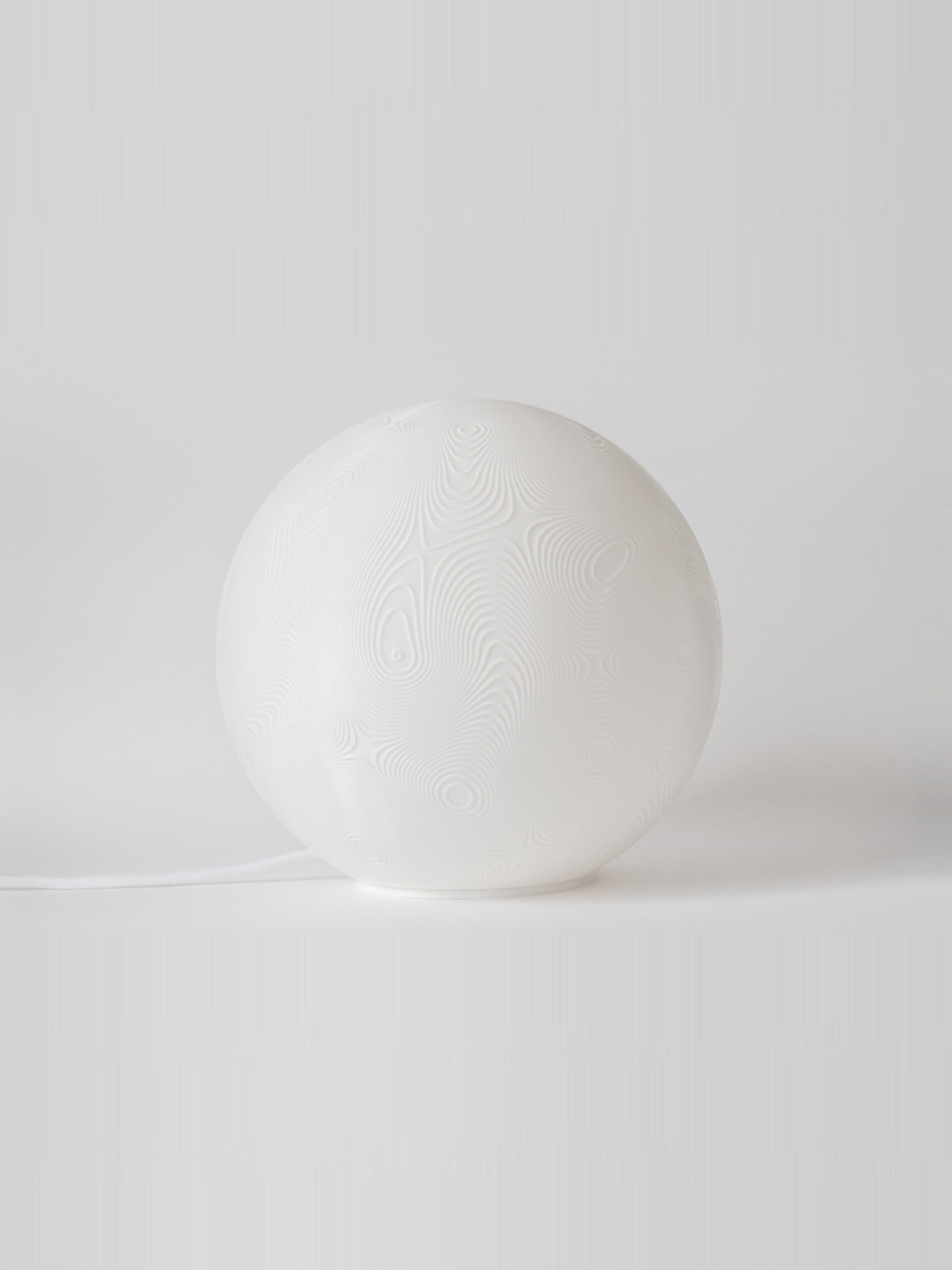Landscape — studio, alb natural