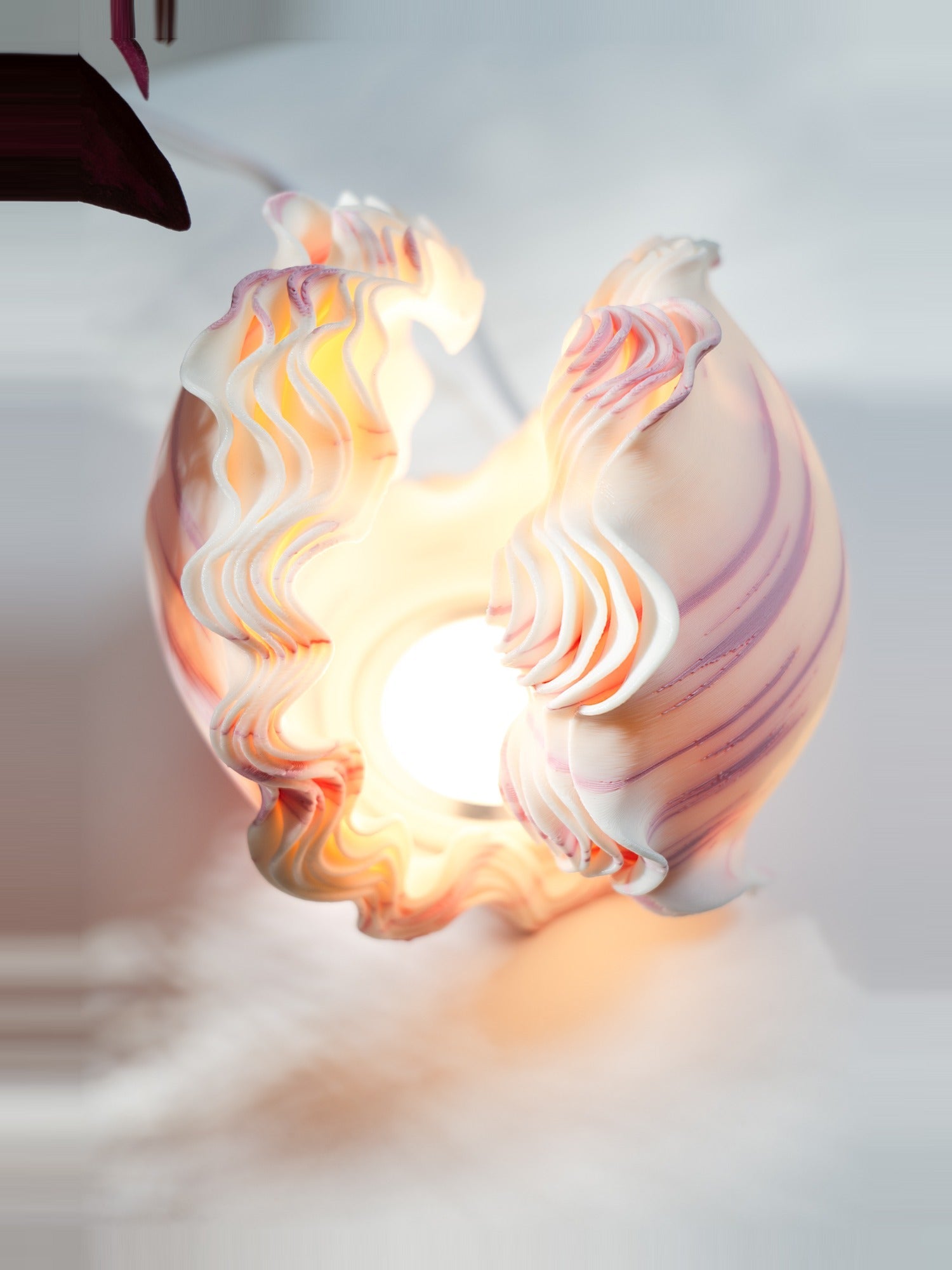 Ocean Petals — mini lampă sculpturală aprinsă, Artema Concept