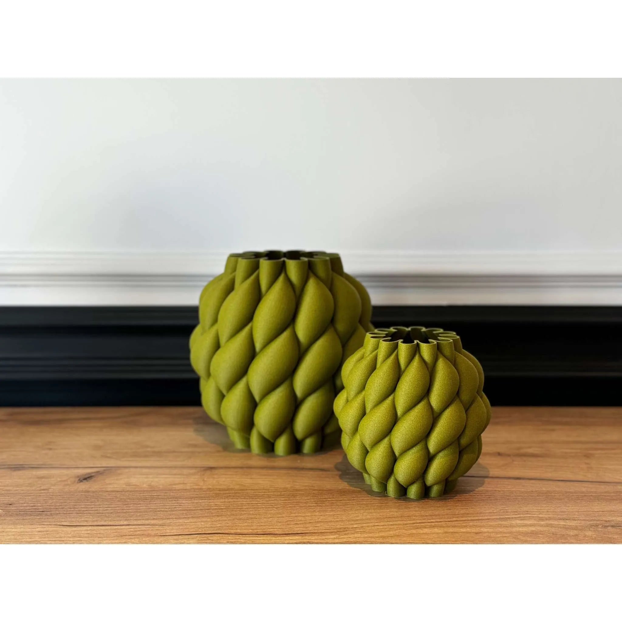 Harmony - Sculptural decorative vase from Artema Concept
